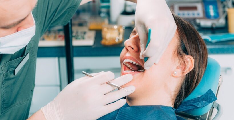 WHAT NEEDS TO BE TAKEN INTO ACCOUNT AFTER DENTAL IMPLANT? WHAT NEEDS TO BE TAKEN INTO ACCOUNT AFTER DENTAL IMPLANT?